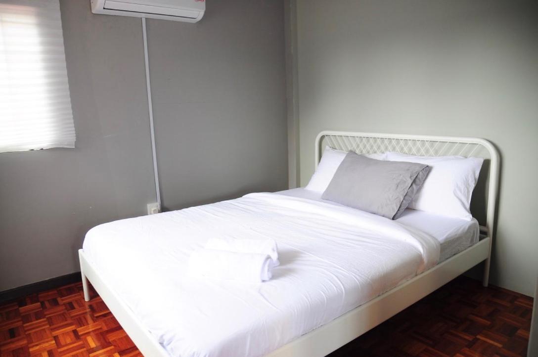 Grayhaus Spacious Bungalow & Garden Villa - Ss3 Petaling Jaya, Near Sunway - Stay Only No Events Bagian luar foto