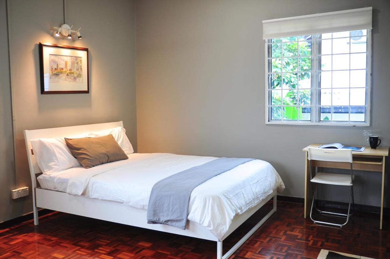 Grayhaus Spacious Bungalow & Garden Villa - Ss3 Petaling Jaya, Near Sunway - Stay Only No Events Bagian luar foto