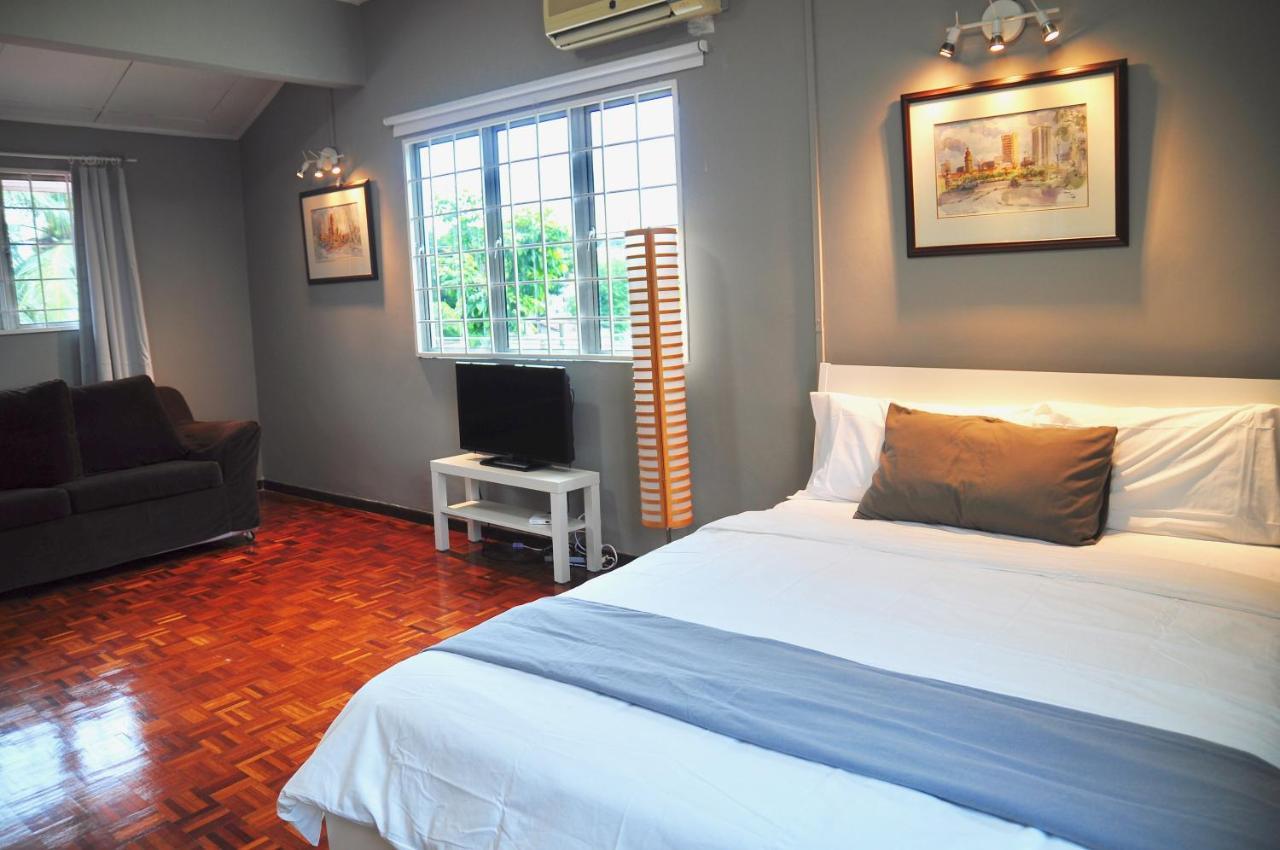 Grayhaus Spacious Bungalow & Garden Villa - Ss3 Petaling Jaya, Near Sunway - Stay Only No Events Bagian luar foto