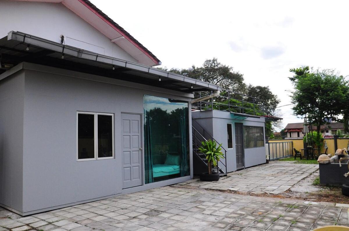Grayhaus Spacious Bungalow & Garden Villa - Ss3 Petaling Jaya, Near Sunway - Stay Only No Events Bagian luar foto